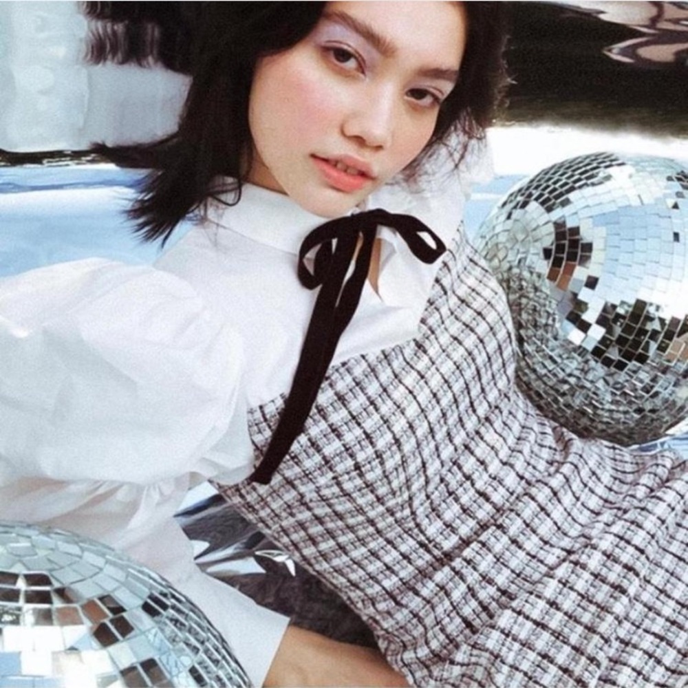 Pomelo. Chic Black and White Plaid Dress with Puff Sleeves